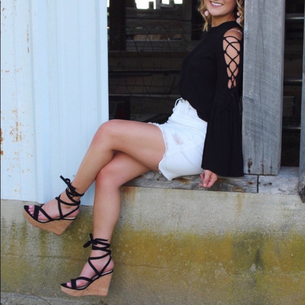 Lace-up Wedges